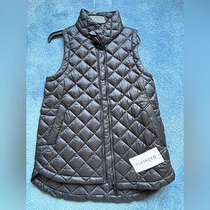 Athleta Whisper Featherless Black Vest